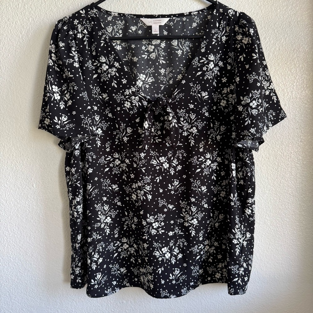 LC Lauren Conrad Black and White Floral Blouse